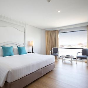 Deluxe Zimmer mit Kingsize-Bett
